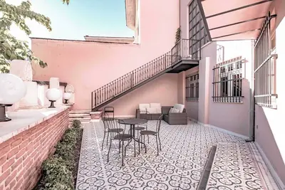 Image de Homie Suites | Cihangir | 110sqm 1br w garden #T1