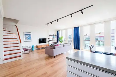 Image de Homie Suites | 2br Duplex Penthouse/ Sea View #M10