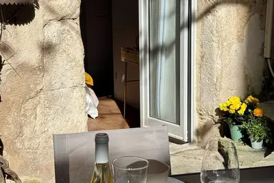 Image de Charmante maison de 2 chambres dans un village historique et magnifique