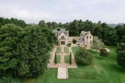 Image de Ben Huon Manor Luxury House for 10 - Robertson Nsw - Magnificent Gardens & Views