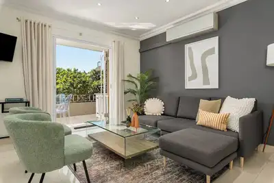 Image de 2-Bedroom Garden Retreat in the Heart of Gardens