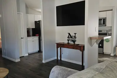 Image de 3bd/2 bath off 460e. One of two properties 1 mile of each other for large groups