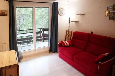 Image de 200m du centre station, 3ème étage, balcon, casier à ski, 29m², Les Orres