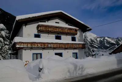 Image de Apartment With a Shared Sauna in Bichlbach