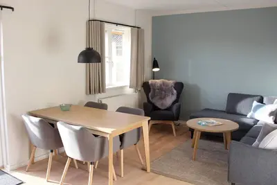Image de 4 Person Holiday Home in Ronne