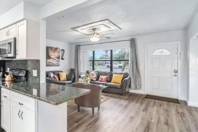 Image de 4-bedrooms house with WiFi in beautiful Melbourne Fl close to airport & beaches