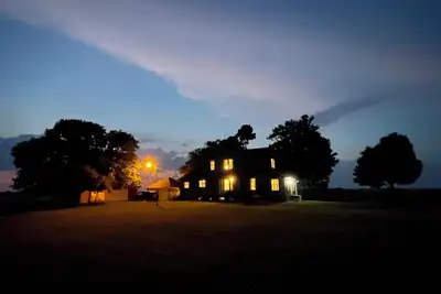 Image de The Blue Farmhouse: a quiet place to relax and enjoy the country life!