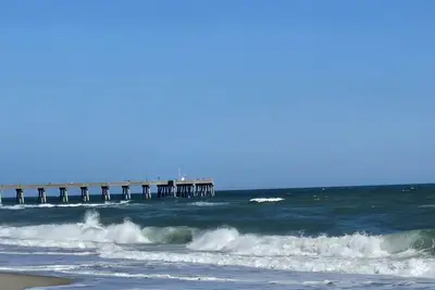 Image de Shoreline Place. 3br Townhome \n3. 7 miles to Wrightsville Beach.