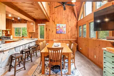 Image de Adventure Tower: Family Fun for All Ages!