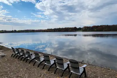 Image de Stunning Lake Home! Sleeps 12, 4 Full Bathrooms on 3 Acres!