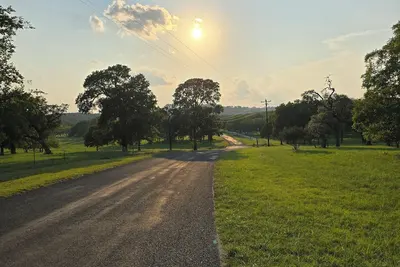 Image de Getaway to the Beautiful, Texas Hill Country! Sweet 4 Bedroom Home on 6 Acres