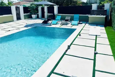Image de Spacious 4 Bedroom House with Ac, Pool, WiFi in Nassau, Bahamas