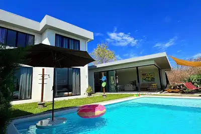 Image de Casa Caracoles, 4-bedroom modern house with spectacular view in El Sunzal