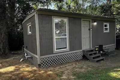 Cozy Cabin Guest Home Just 5 Minutes Walking To Gsu