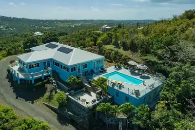 Image de Caribbean Camelot! Embrace your royal status as you relax in this castle-like retreat!