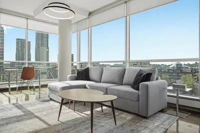 Image de The Onyx - Steps to Stampede, Restaurants & Bars!