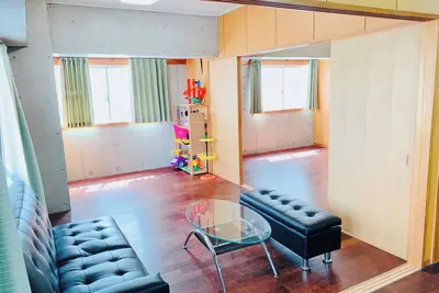 Image de 202 Spacious corner room with a system kitchen  / Naha Okinawa