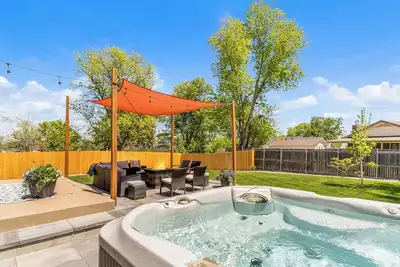 Image de Hot Tub, Fire Pit & Game Room 6br Sleep 16