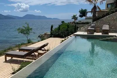 Image de Villa Mulu Your Seafront Sanctuary Awaits