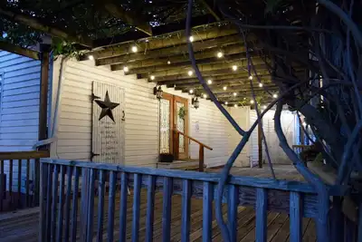 Image de Rustic Reserve: Vineyard Retreat