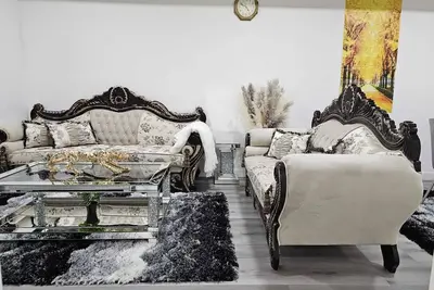 Image de Comfort Guest Suite - Near Airport, bus and train station