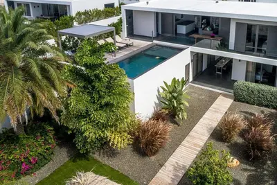 Image de Luxury villa with private pool and walking distance to the beach