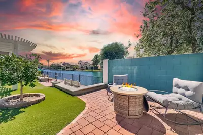 Image de Waterfront, Stadiums Close! Pool Perfectamente Perfecto