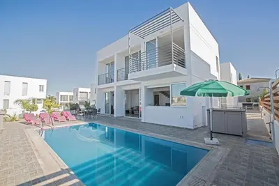 Image de Maison de vacances Protaras pour 1 - 7 personnes avec 3 chambres à coucher - Maison de vacances