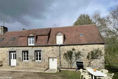 Image de Maison restaurée avec charme à Domfront, animaux admis, wifi, près des pistes cyclables