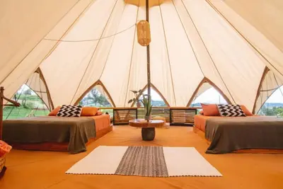 Image de Holos Retreat Center: The Entire Ridge Basecamp