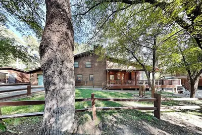Image de Blue Duck Lodge | River View, Pet-Friendly