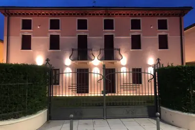 Image de Villa Giotto apartments in Mestre center