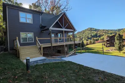 Image de New/3 Master Suites/Game&Theater Rms/Fire Pit/WiFi/Easy Access/View/Pool Access