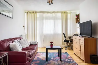 Image de 2-bed by Battersea Park