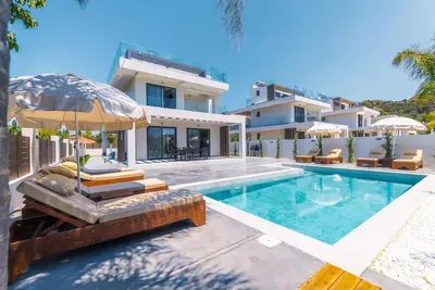 Image de Villa Infinity Theo - Quatre Chambres Villa, Couchages 8