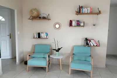Image de Maison 100m2 avec grand jardin Ă 10 minutes de la mer