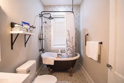 Image de Marietta Square's Home Away!