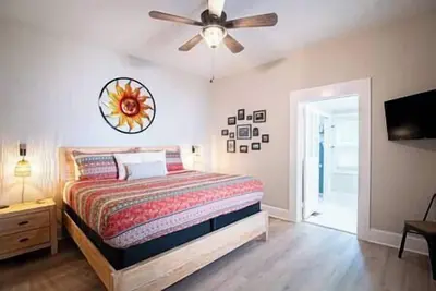 Image de Lumiére of Marietta Square