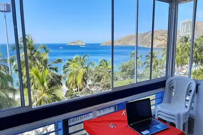 Image de Cozy beauty, relaxing  apt in front of the beach with a majestic view