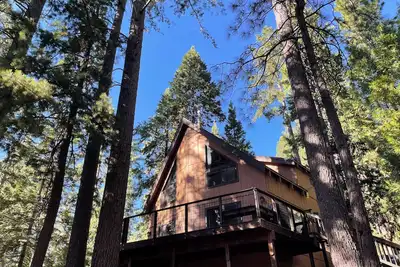 Image de Wonderful family & dog-friendly Blue Lake Springs 4 bedroom, 3 bathroom retreat