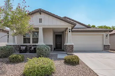 Image de Fun-filled family retreat near stadiums