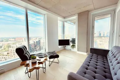 Image de Sleek 2br City & MtRoyal views with Parking
