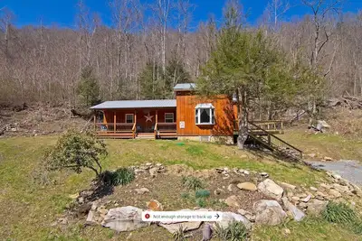 Image de Coal Siding Cabin on the Cherry River! Enjoy river views from porch or deck.