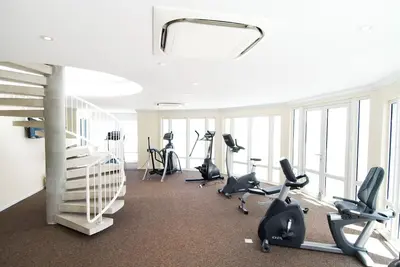 Image de Beautiful 2 Bedroom Condo overlooking the ocean & marina in Oyster Pond!