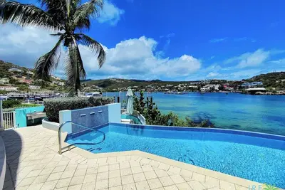 Image de 2 bedroom 2 Bath Spinnaker Condo