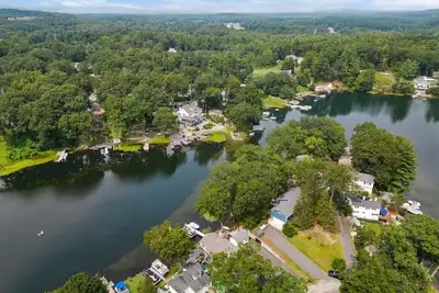 Image de My Lake House w/dock and kayaks