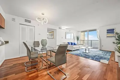 Image de The Club 2502 · Ocean view unit in the heart of Brickell