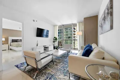 Image de 4811 icon · 48th Floor ocean View, Brickell