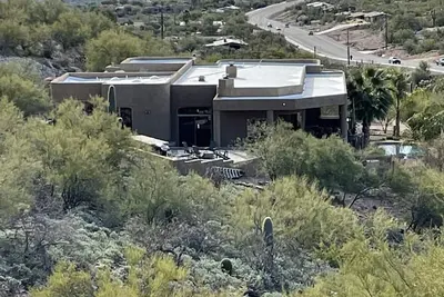 Image de Catalina Foothills Sabino Canyon Four Bedroom One Acre Estate