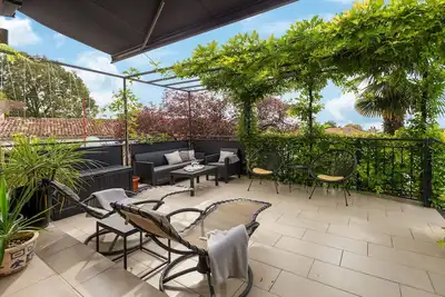 Image de Appartement confortable de 2 chambres à.